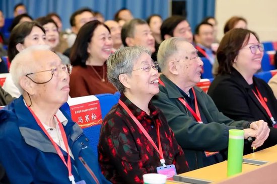 “薪火相传，保险服务中国式现代化——庆祝中央财经大学建校75周年”论坛成功举办-第5张图片-彩票资讯